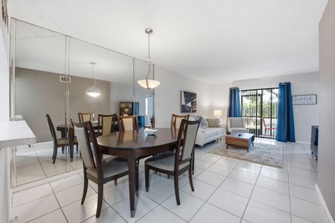 Tiny photo for 7118 Golf Colony Court #106, Lake Worth, FL 33467 (MLS # R11165658)