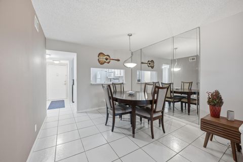 Tiny photo for 7118 Golf Colony Court #106, Lake Worth, FL 33467 (MLS # R11165658)