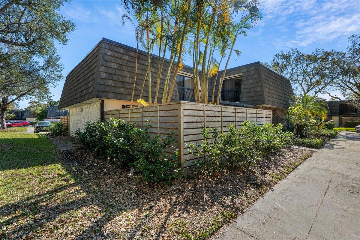 GLENWOOD TWNHS - Residential