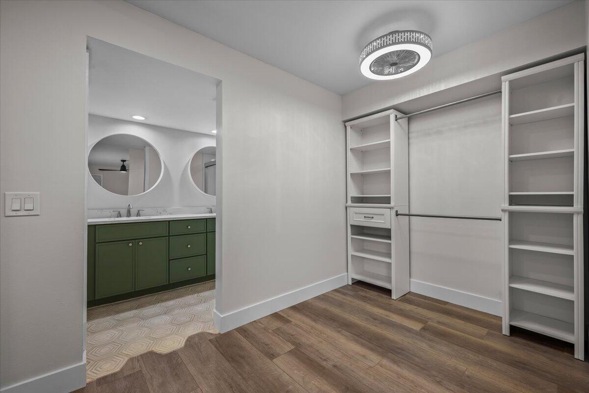 GLENWOOD TWNHS - Residential