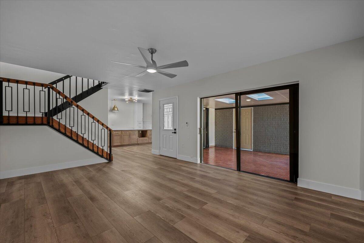 GLENWOOD TWNHS - Residential