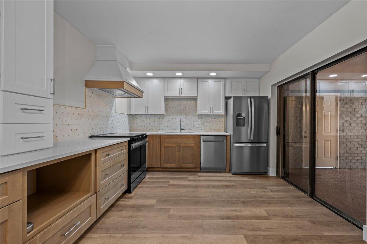 GLENWOOD TWNHS - Residential