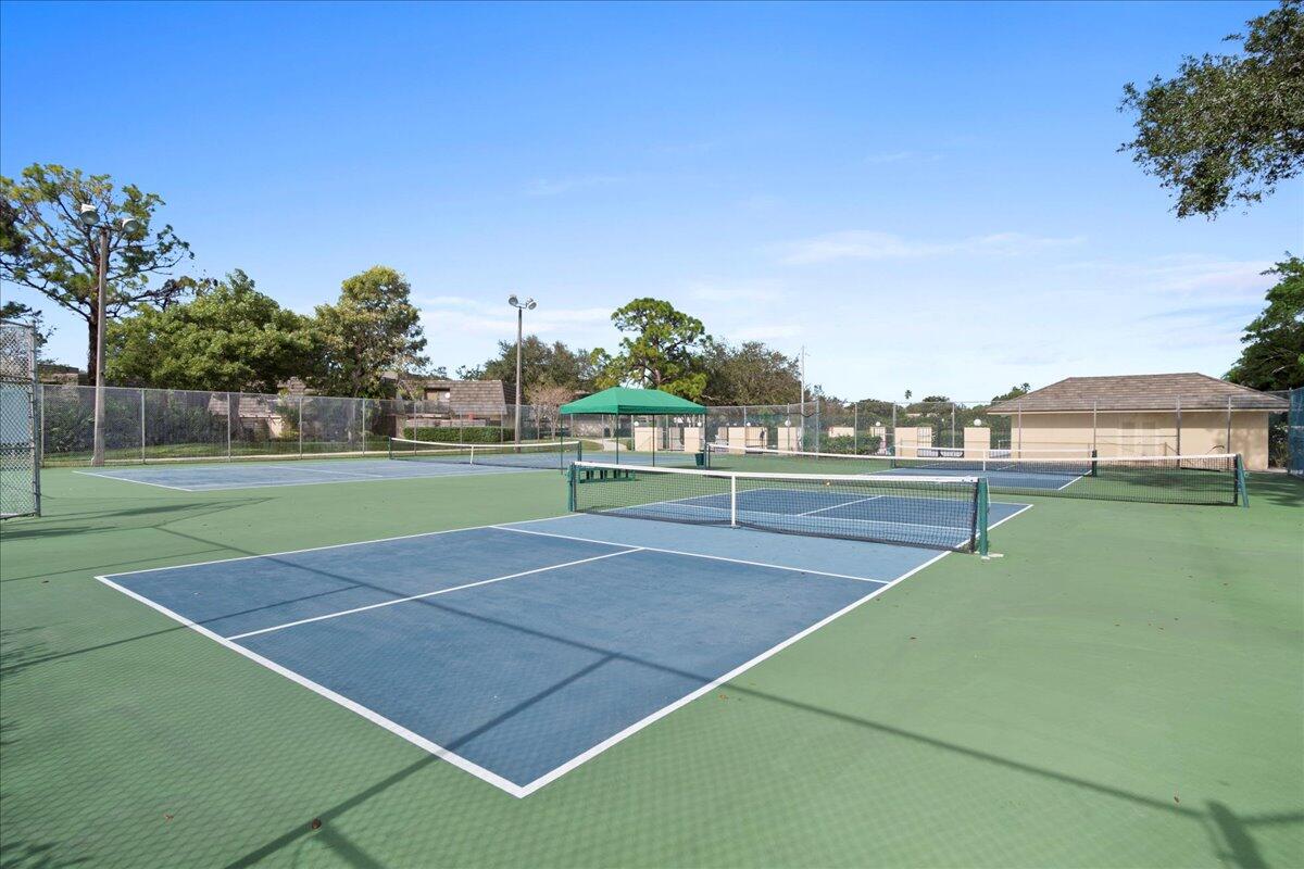 GLENWOOD TWNHS - Residential