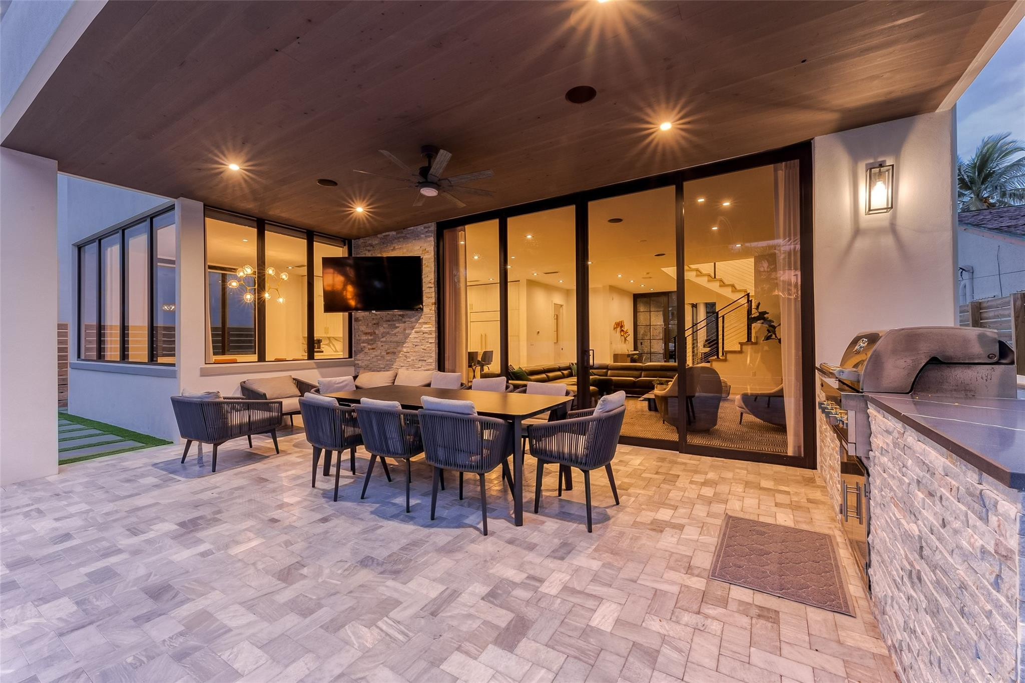 2929 Center Avenue, Fort Lauderdale, FL, 33308/$29,995 4 2929 Center Avenue