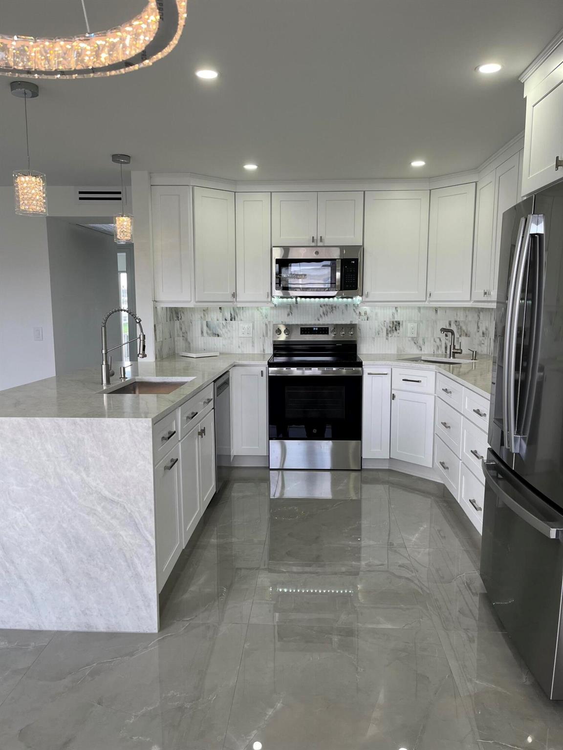 3033 Wolverton B