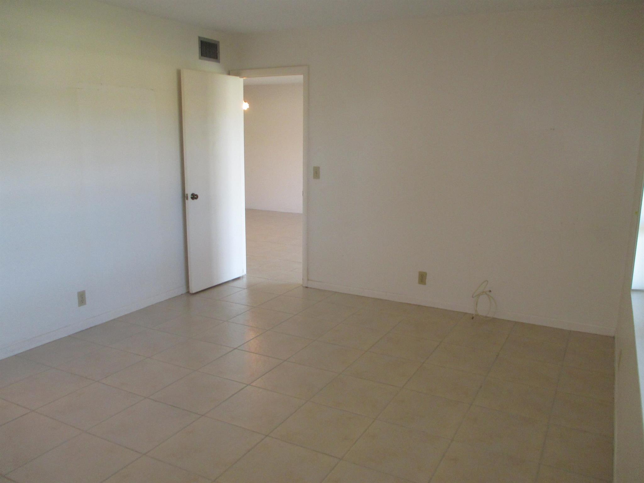 GOLDEN LAKES VILLAGE - Residential