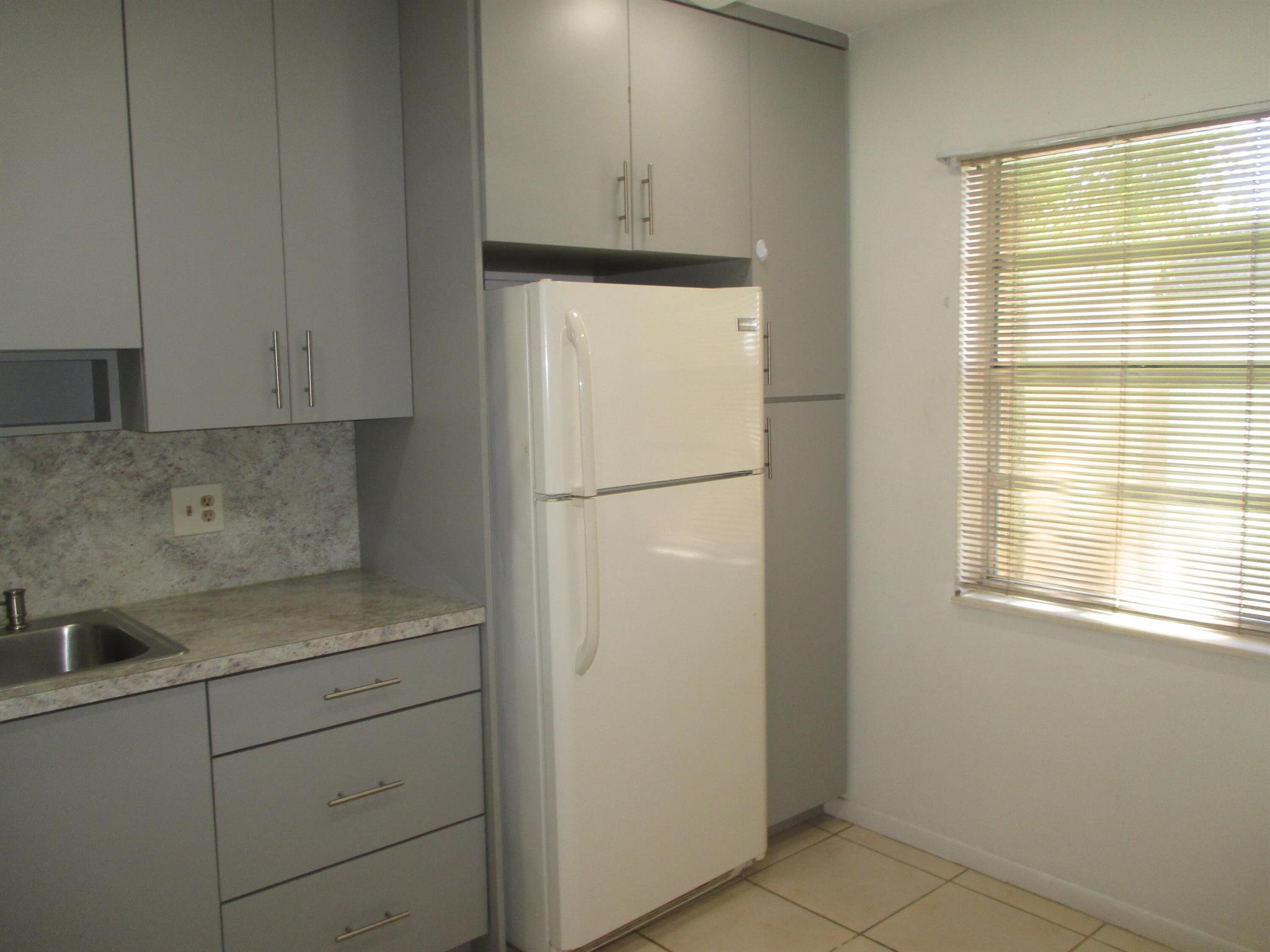 GOLDEN LAKES VILLAGE - Residential