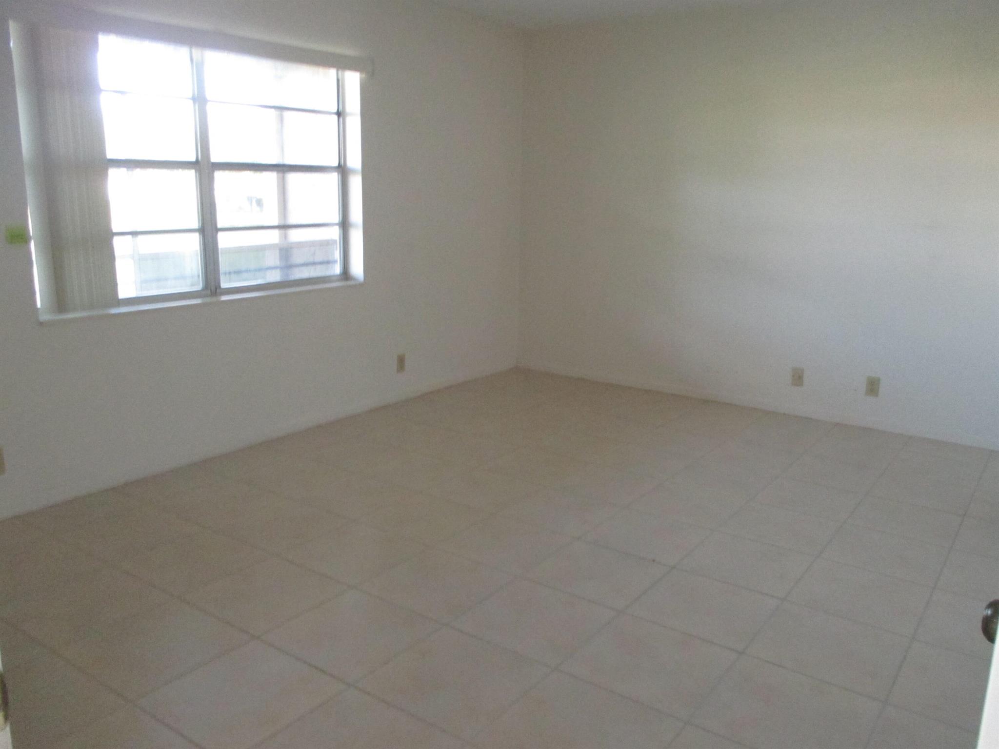 GOLDEN LAKES VILLAGE - Residential