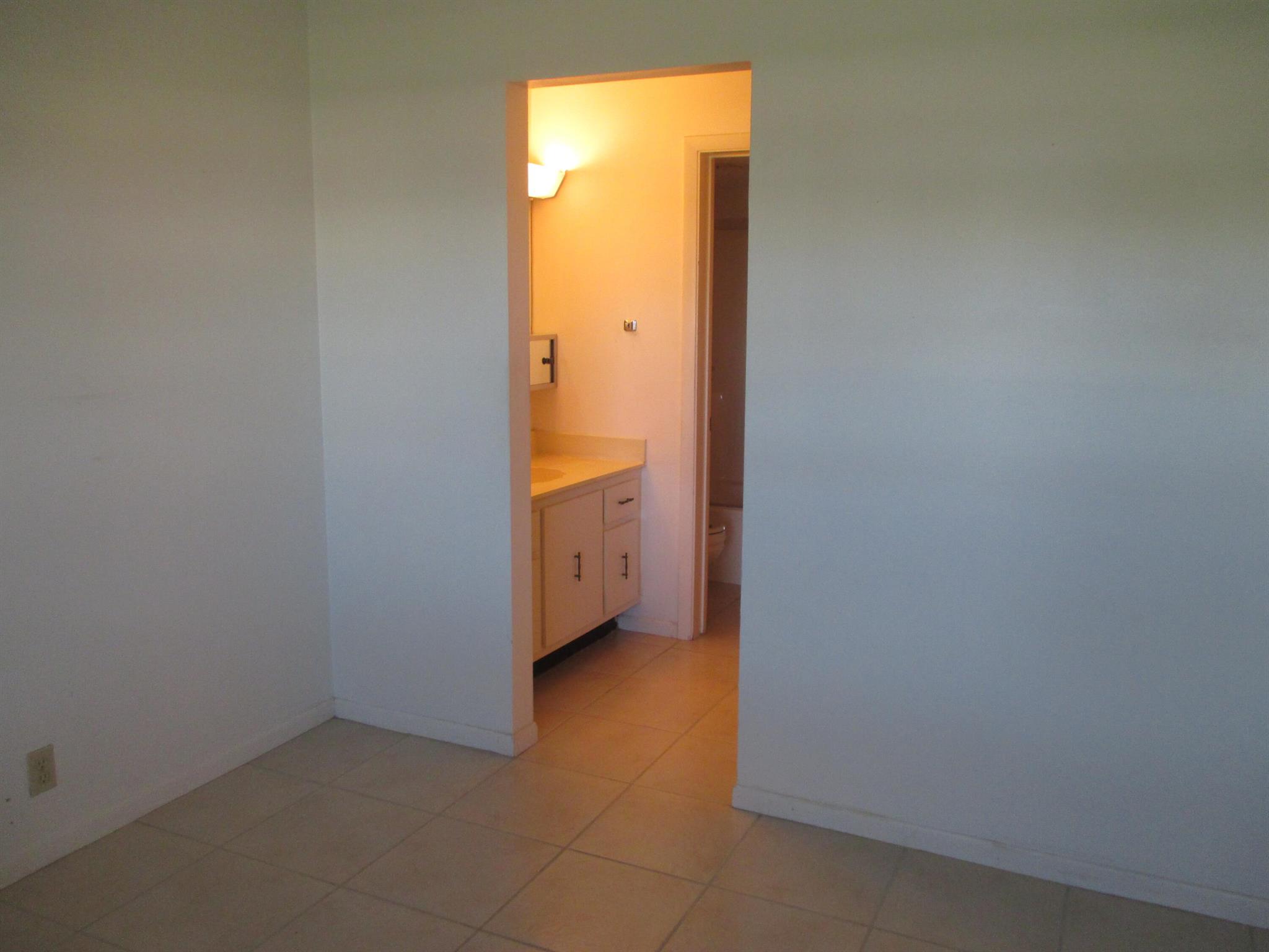 GOLDEN LAKES VILLAGE - Residential