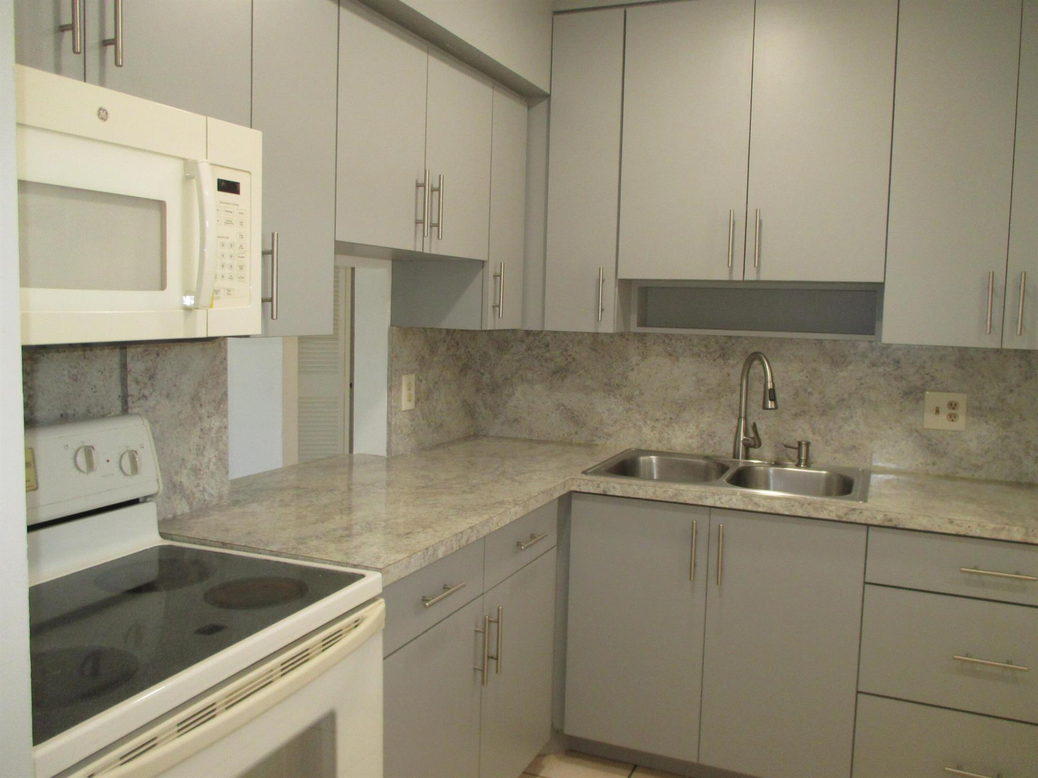 GOLDEN LAKES VILLAGE - Residential