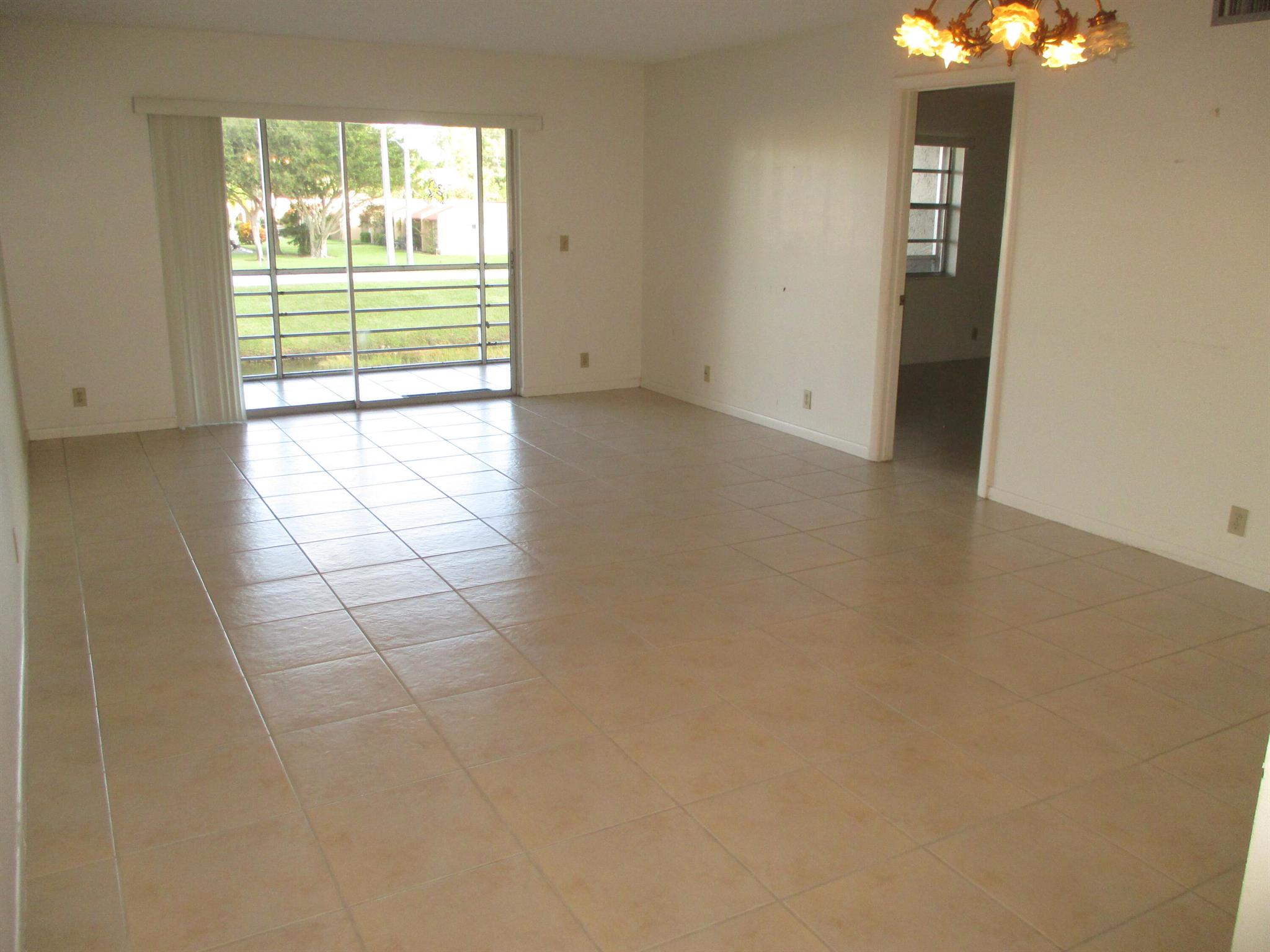 GOLDEN LAKES VILLAGE - Residential