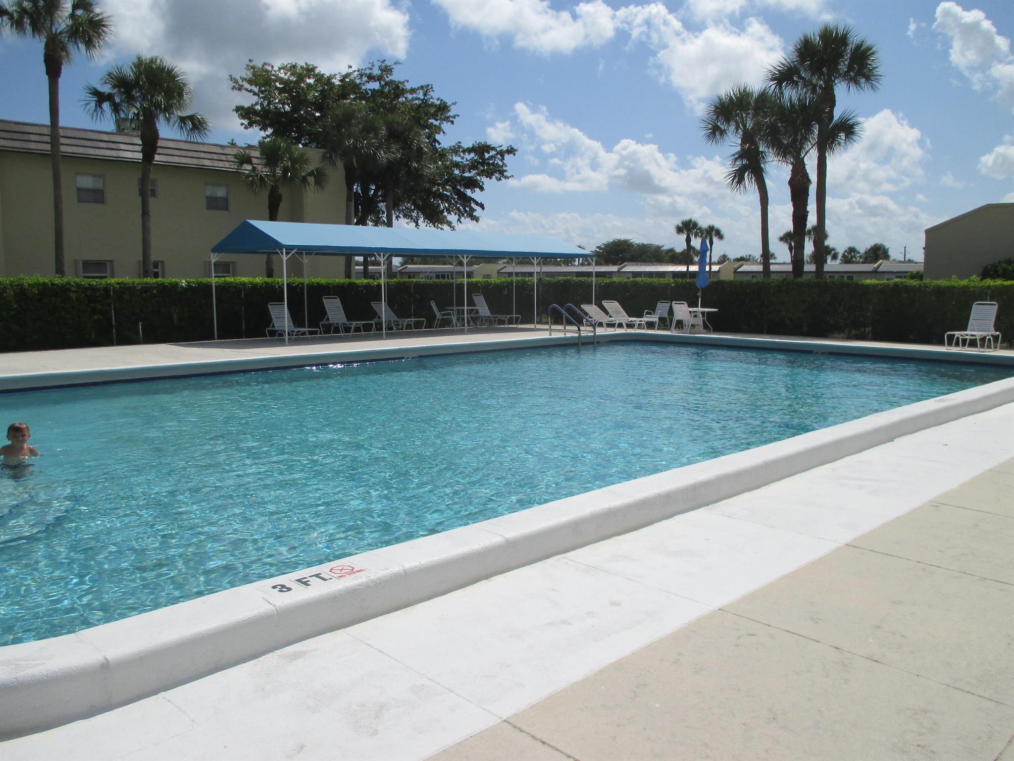 GOLDEN LAKES VILLAGE - Residential