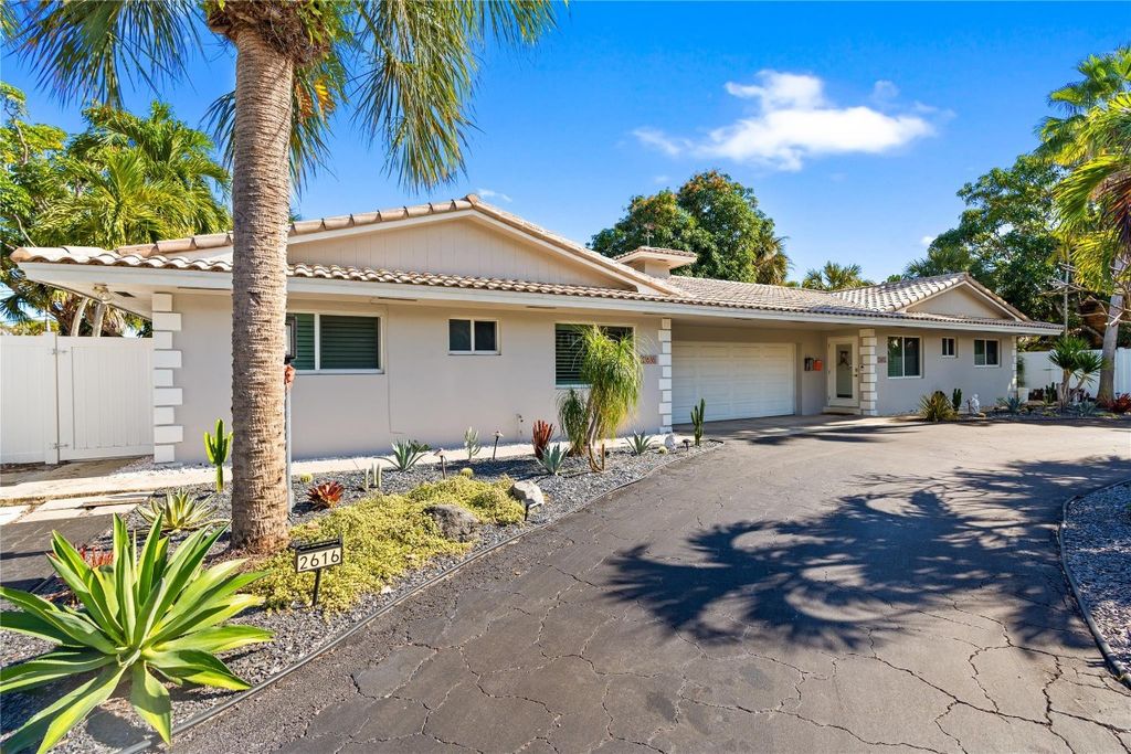 Photo of 2616 Middle River Drive, Fort Lauderdale, FL 33306 (MLS # F10544618)