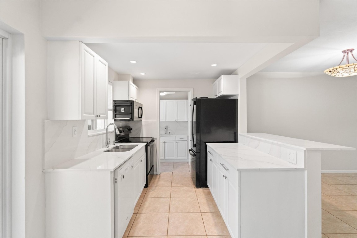 Coral Ridge Galt Add 1 - Residential Lease