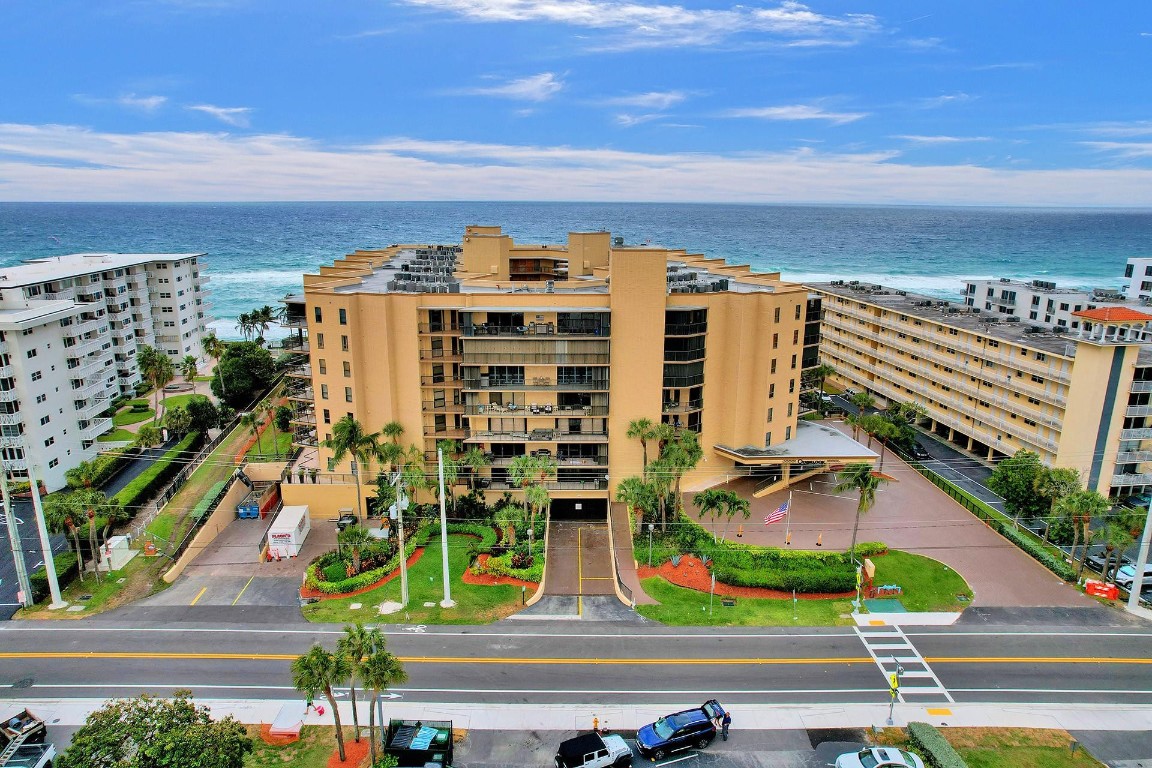 Overlook Condominium - Residential