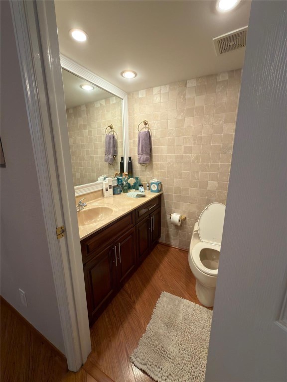 Overlook Condominium - Residential