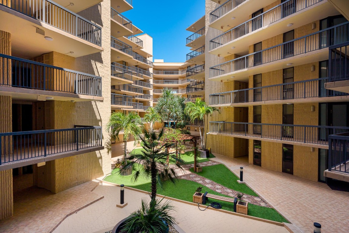 Overlook Condominium - Residential