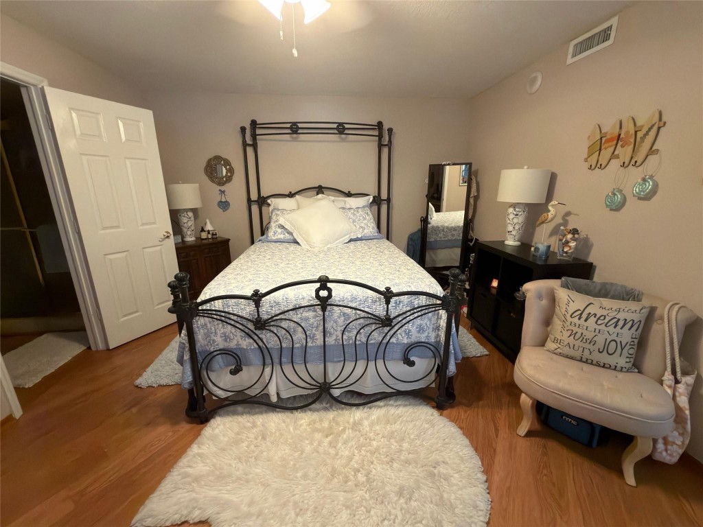 Overlook Condominium - Residential