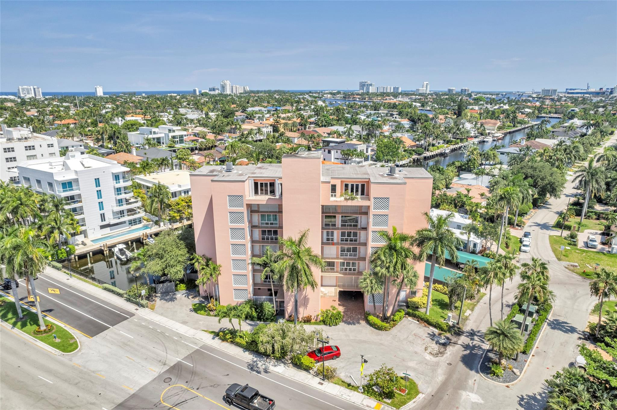 1750 Las Olas Co-op - Residential