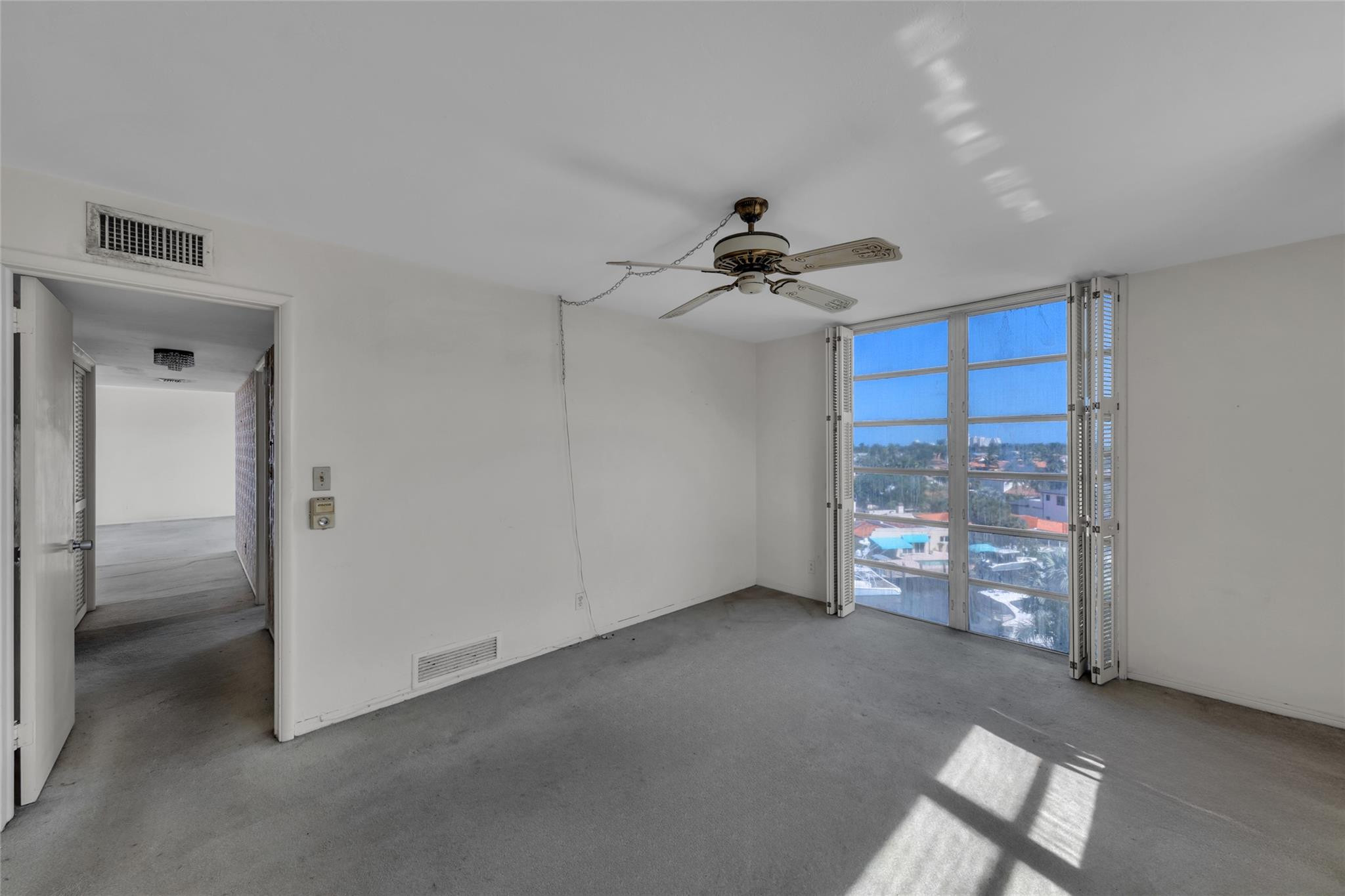 1750 Las Olas Co-op - Residential