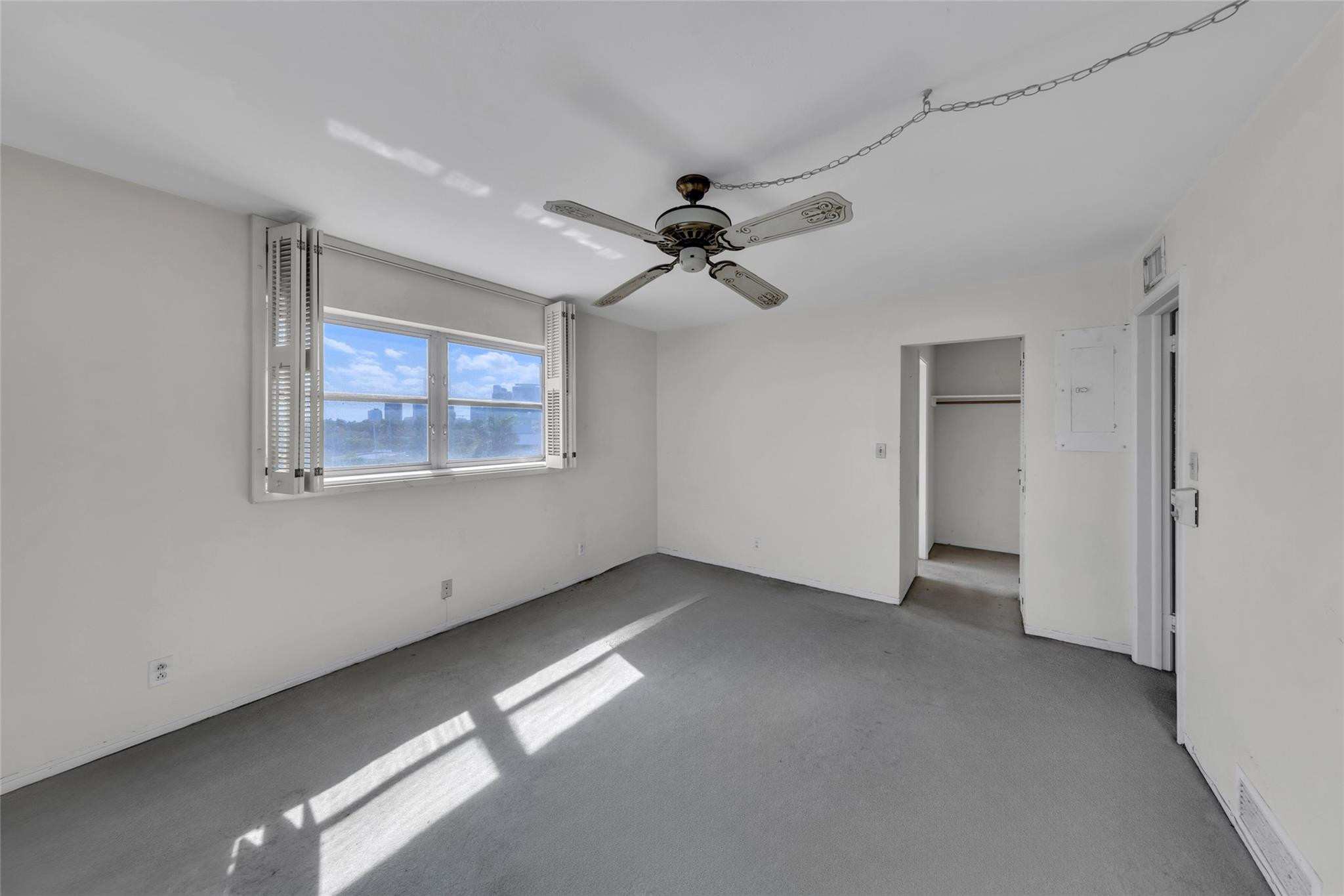 1750 Las Olas Co-op - Residential