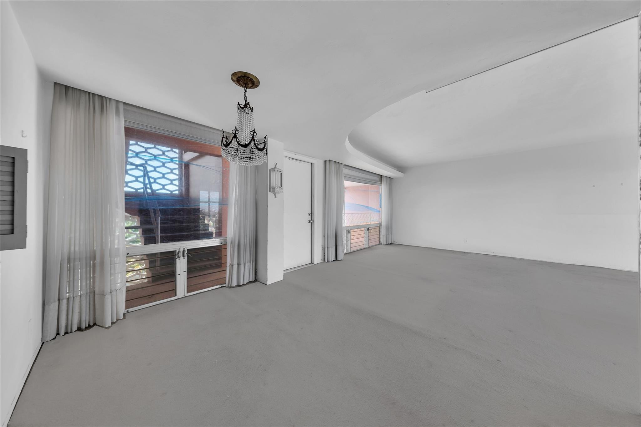 1750 Las Olas Co-op - Residential