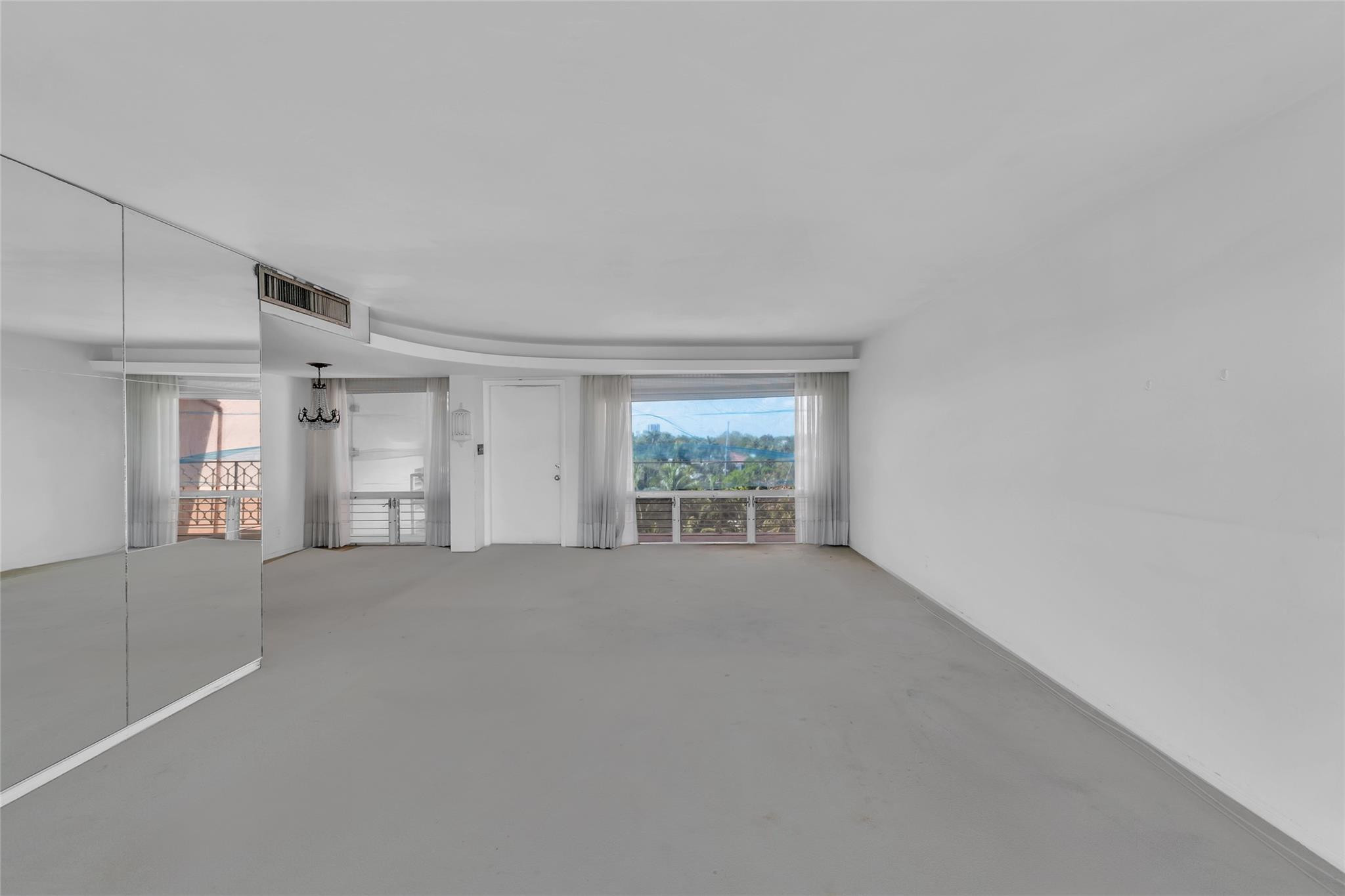 1750 Las Olas Co-op - Residential