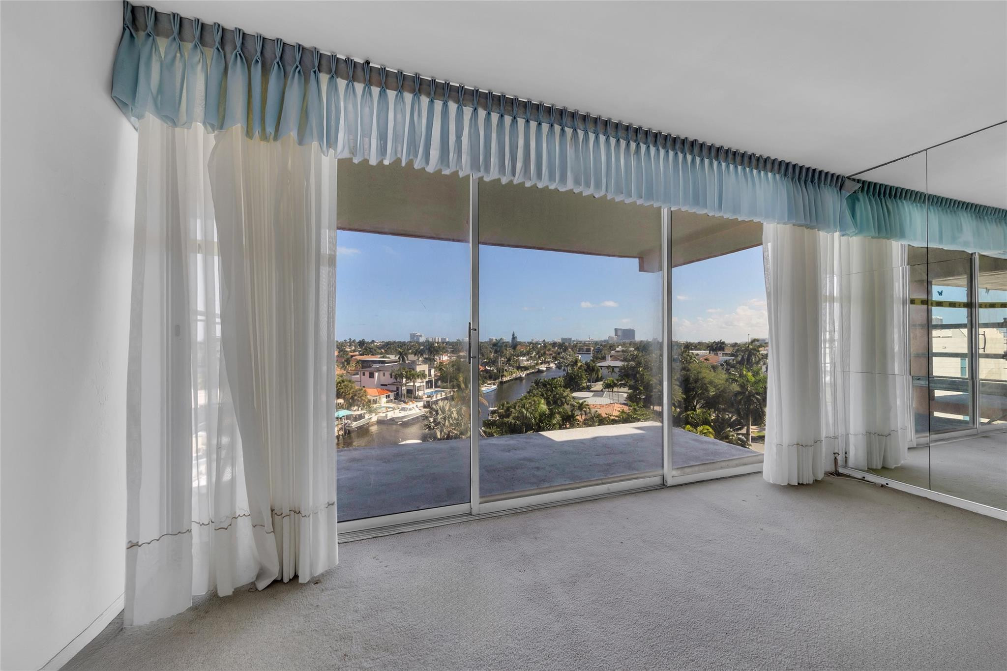 1750 Las Olas Co-op - Residential