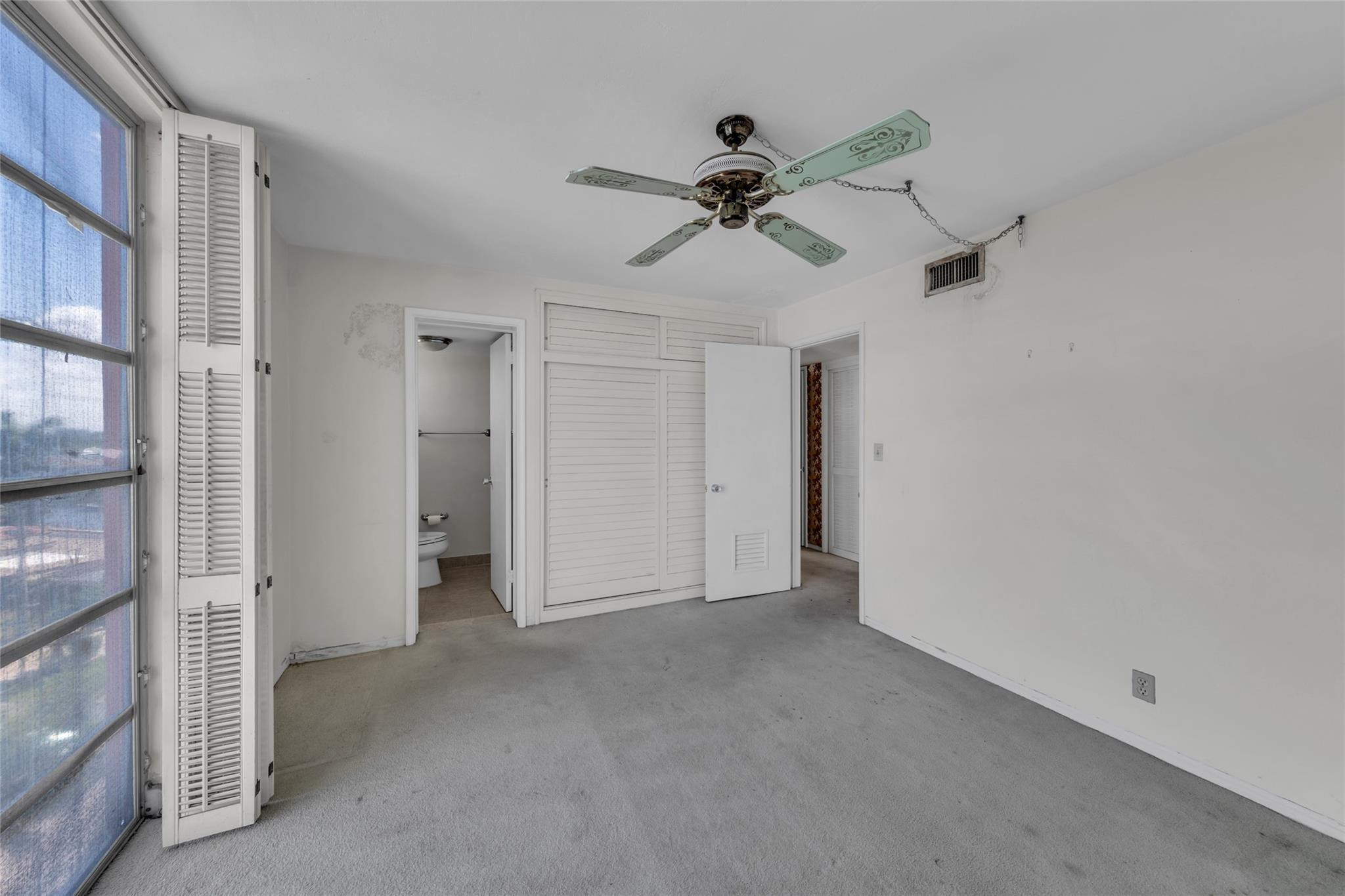 1750 Las Olas Co-op - Residential