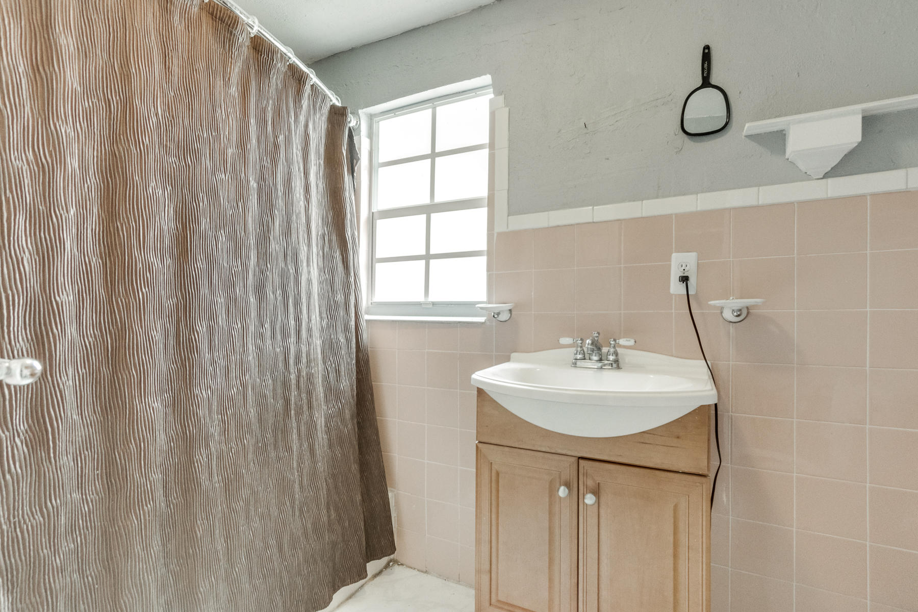 LAKEVIEW HEIGHTS ADD 4 - Residential