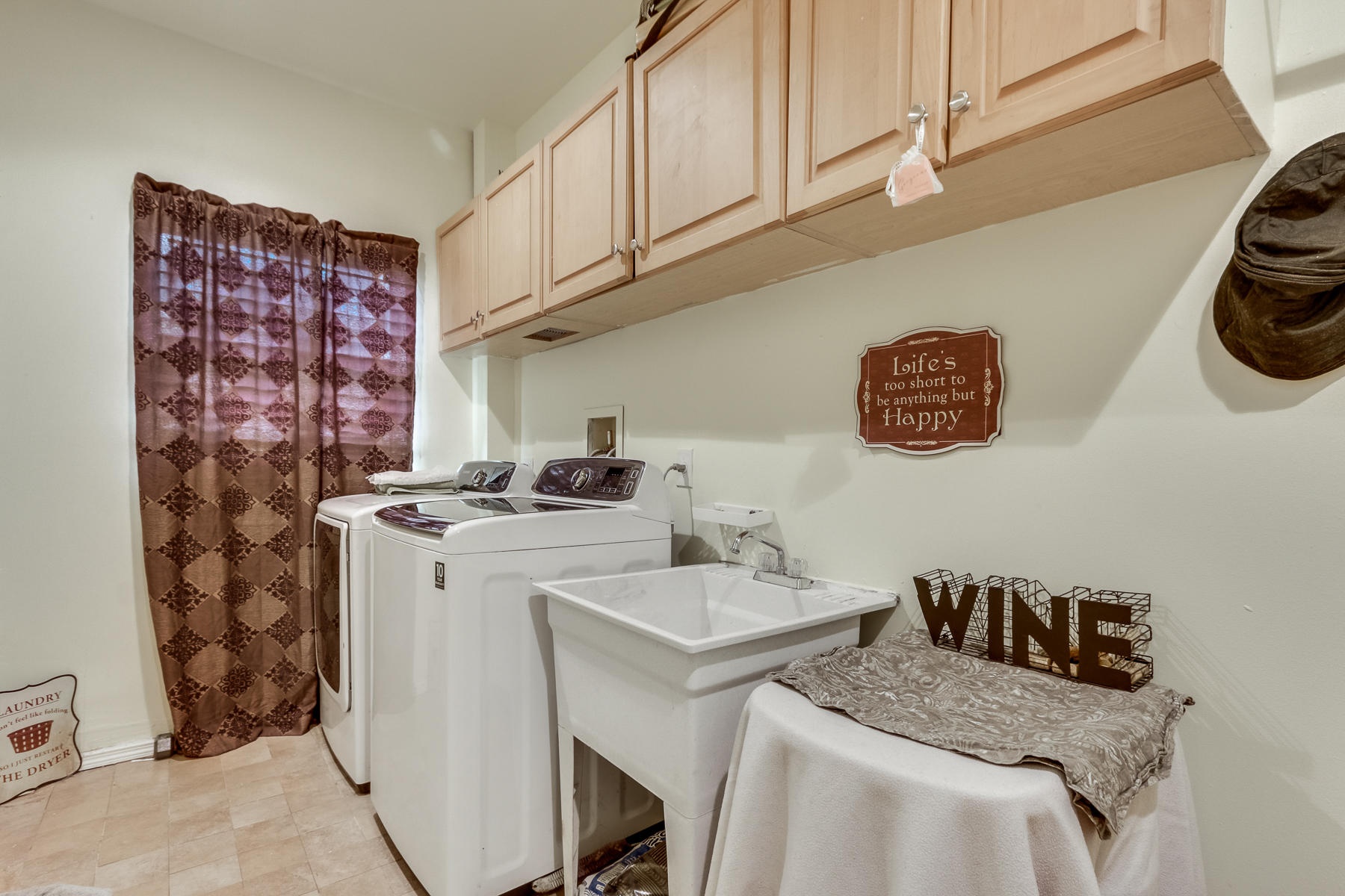 LAKEVIEW HEIGHTS ADD 4 - Residential