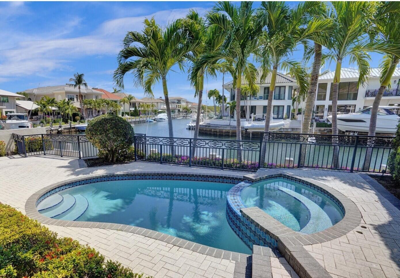 BOCA MARINA - Residential