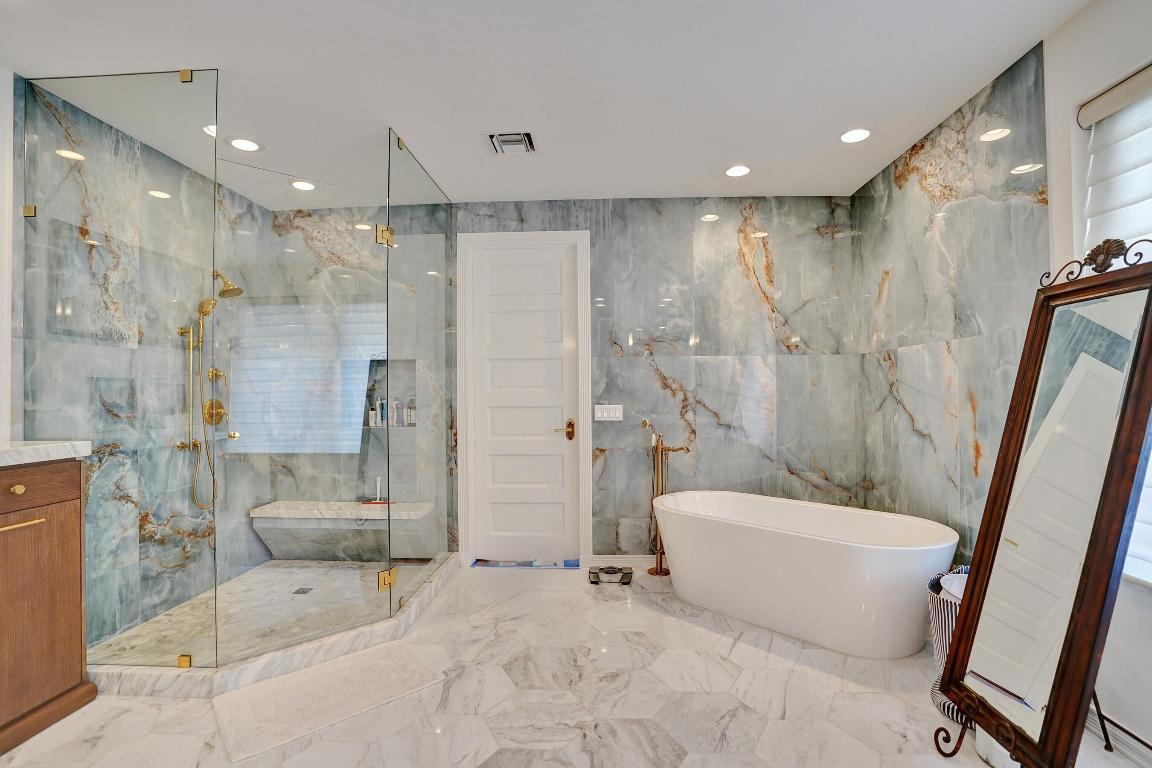 BOCA MARINA - Residential