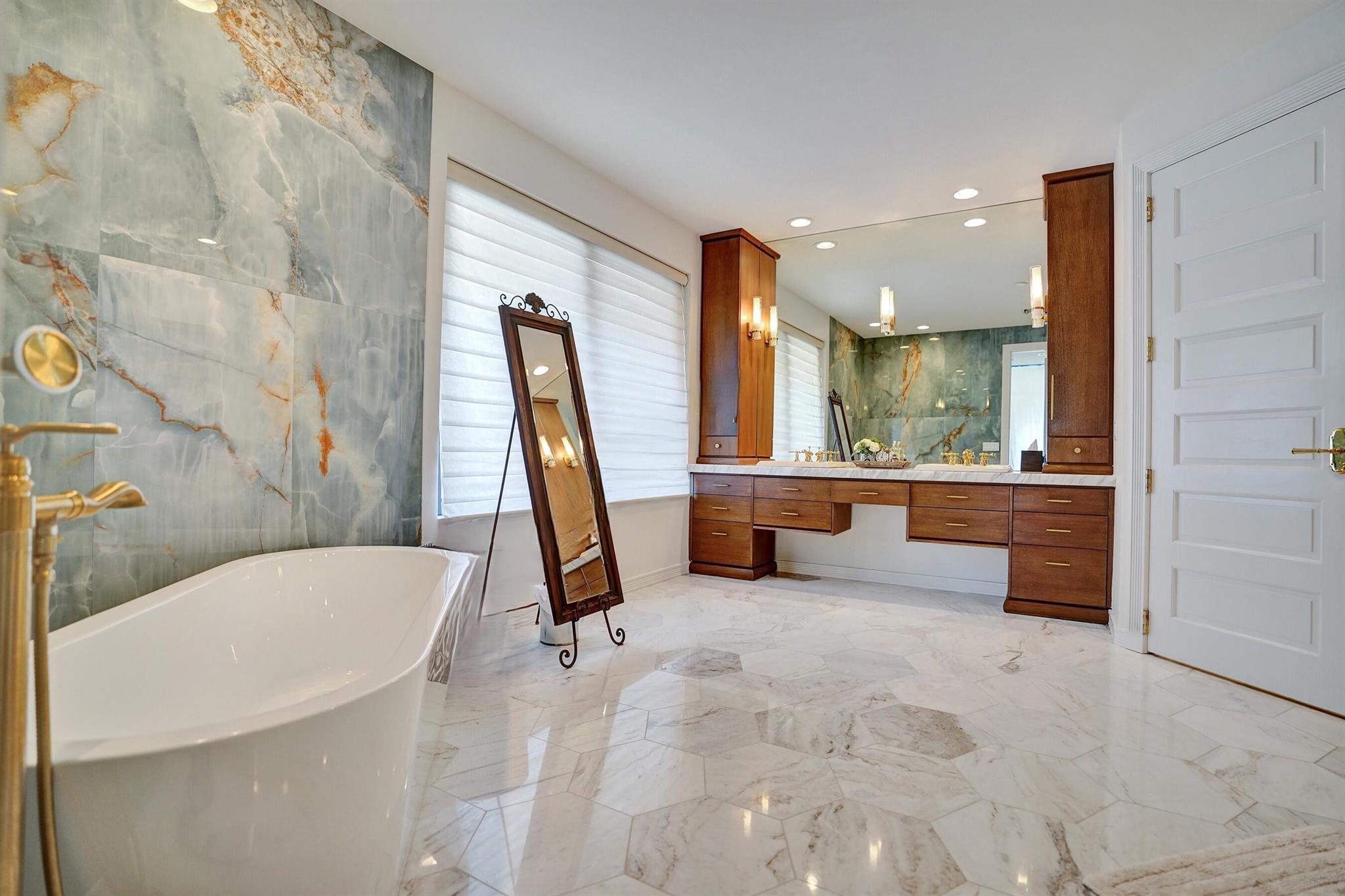 BOCA MARINA - Residential