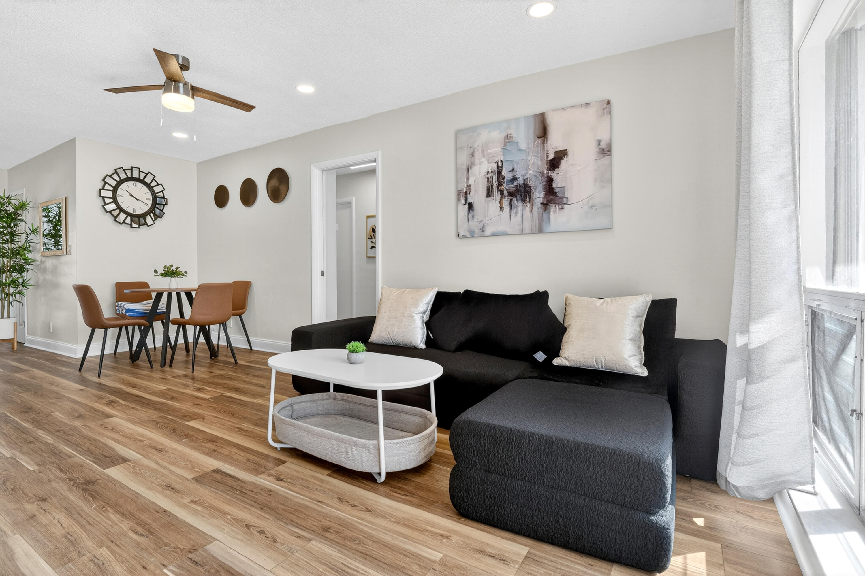 CORAL RIDGE ISLES - Residential Lease
