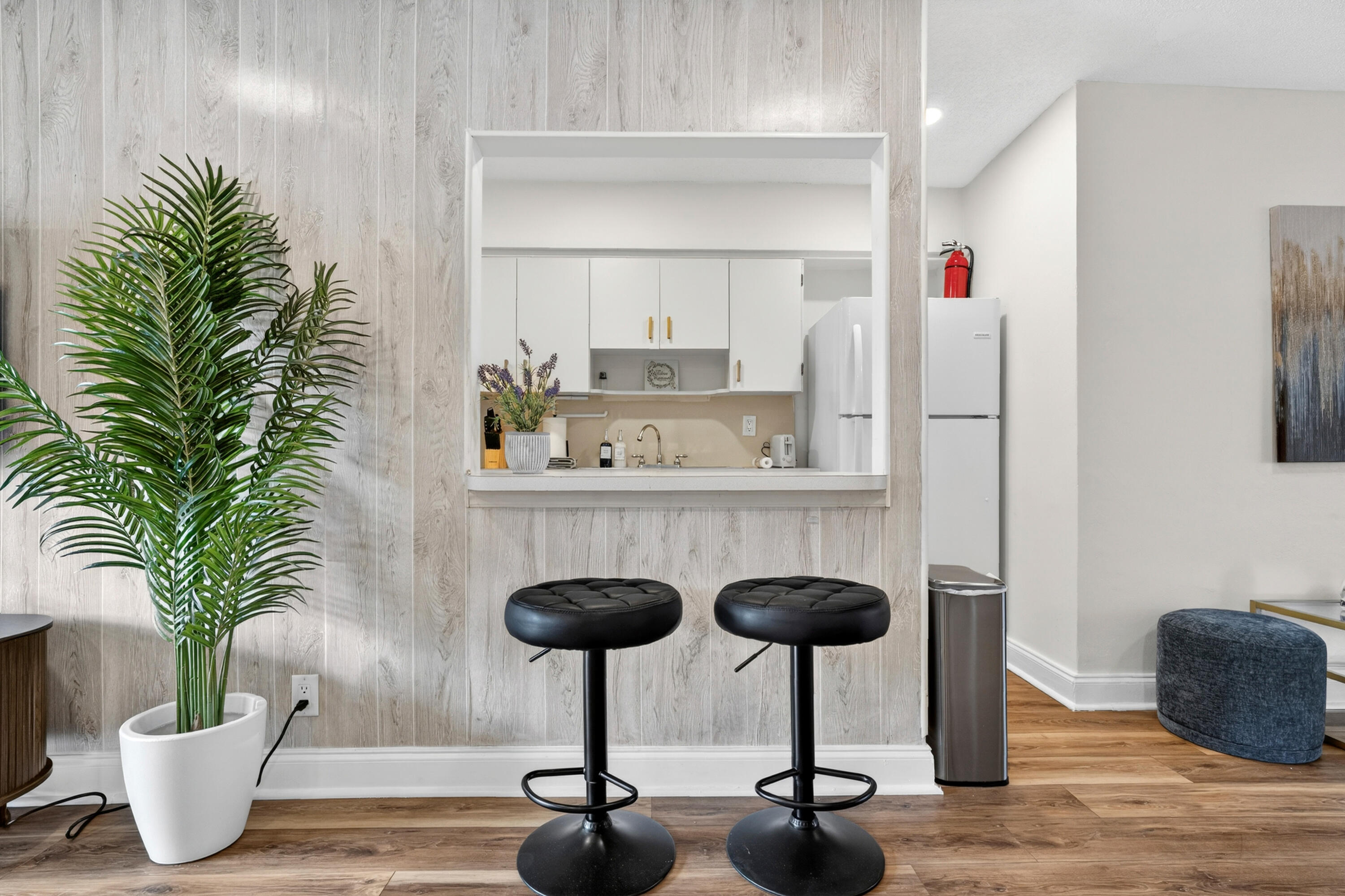 CORAL RIDGE ISLES - Residential Lease