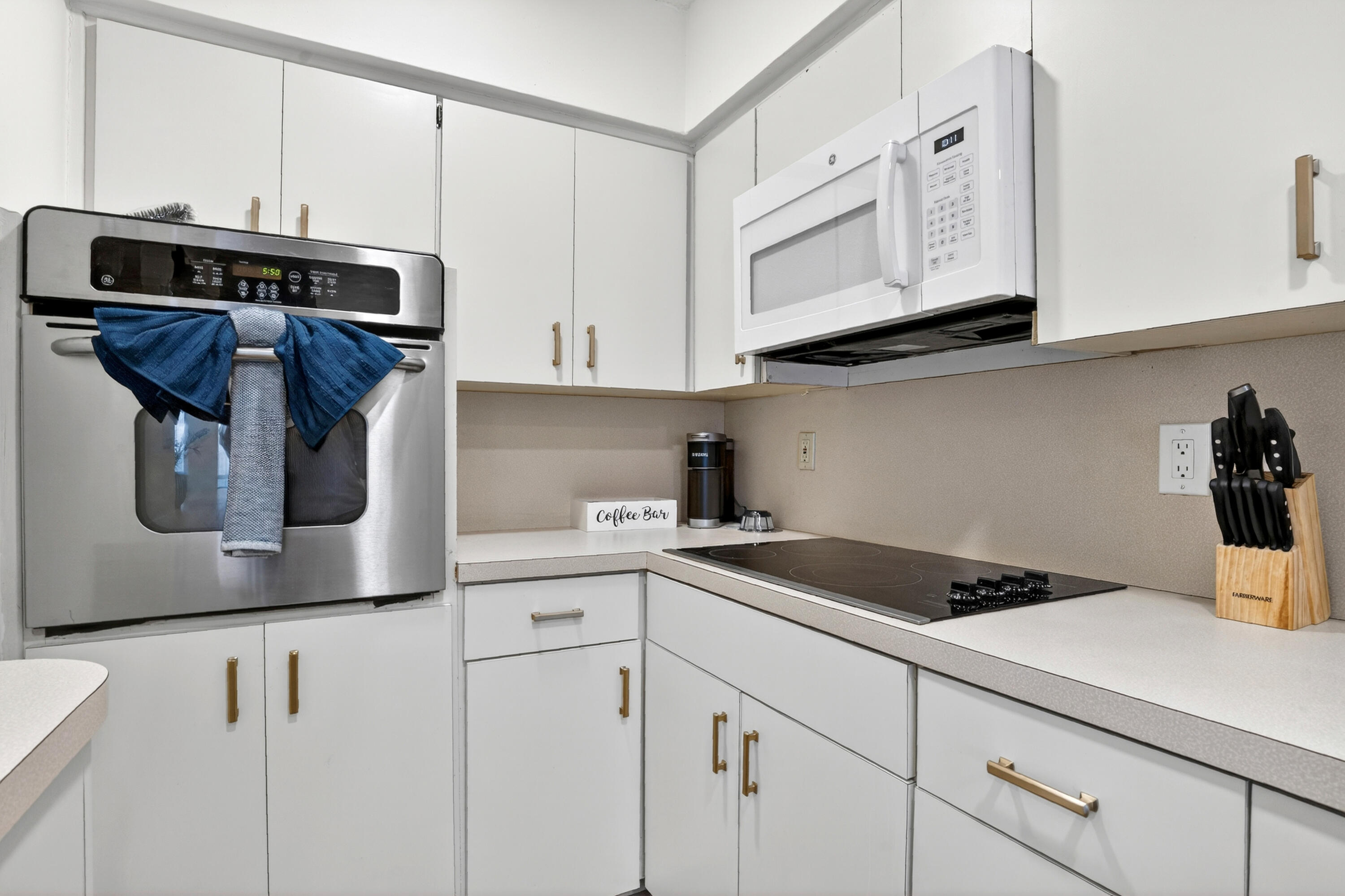 CORAL RIDGE ISLES - Residential Lease