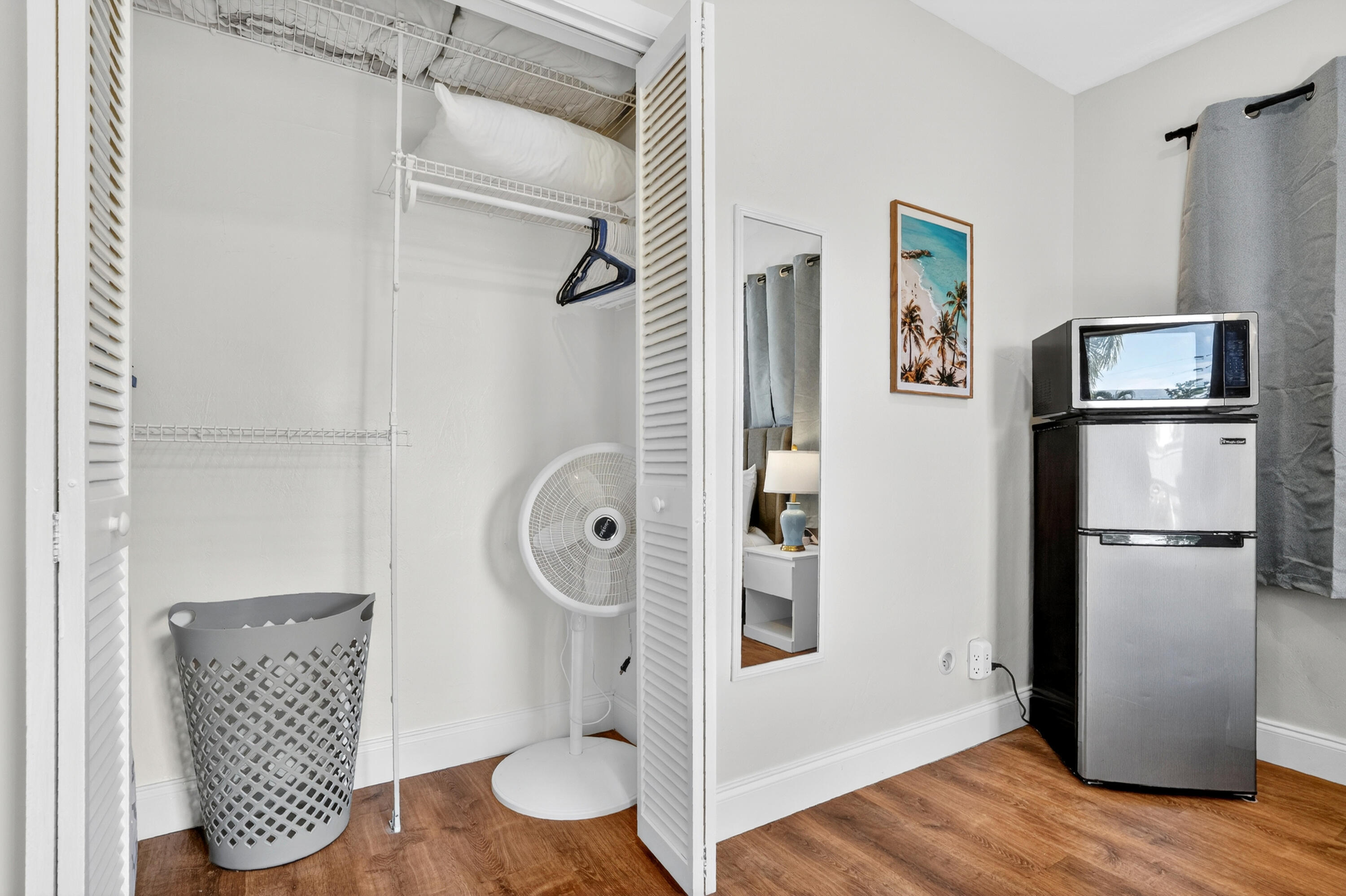CORAL RIDGE ISLES - Residential Lease