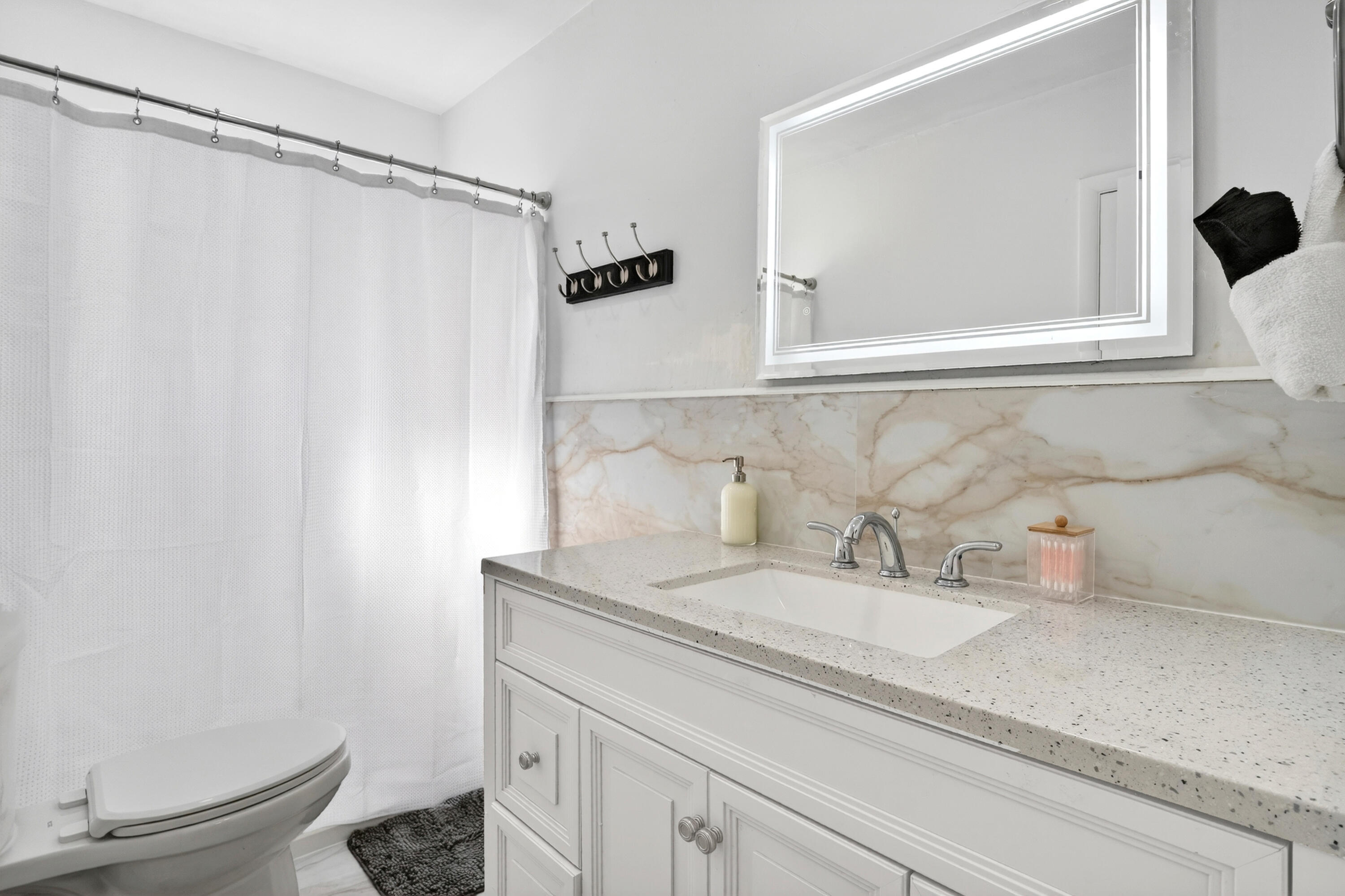 CORAL RIDGE ISLES - Residential Lease