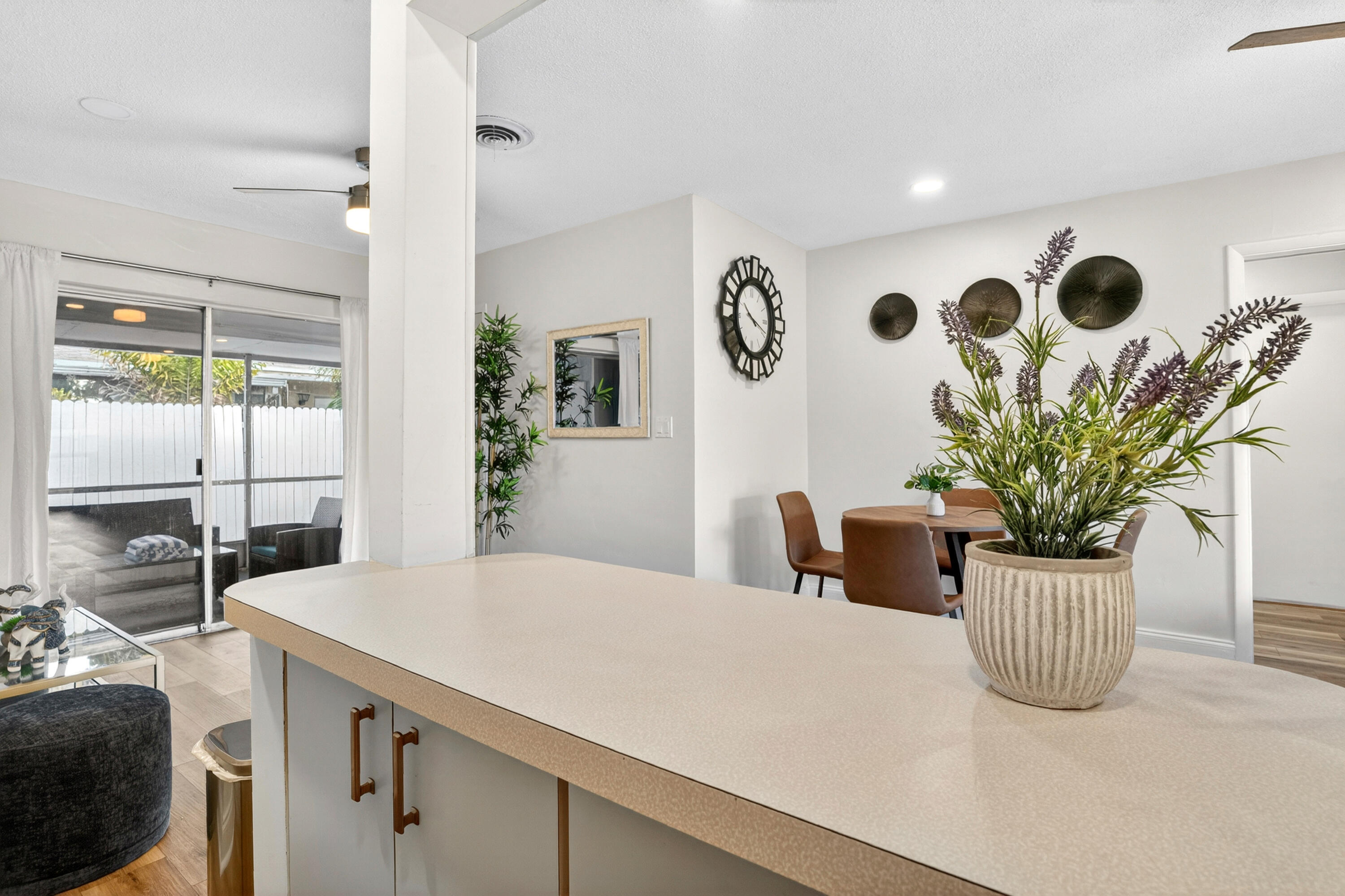 CORAL RIDGE ISLES - Residential Lease