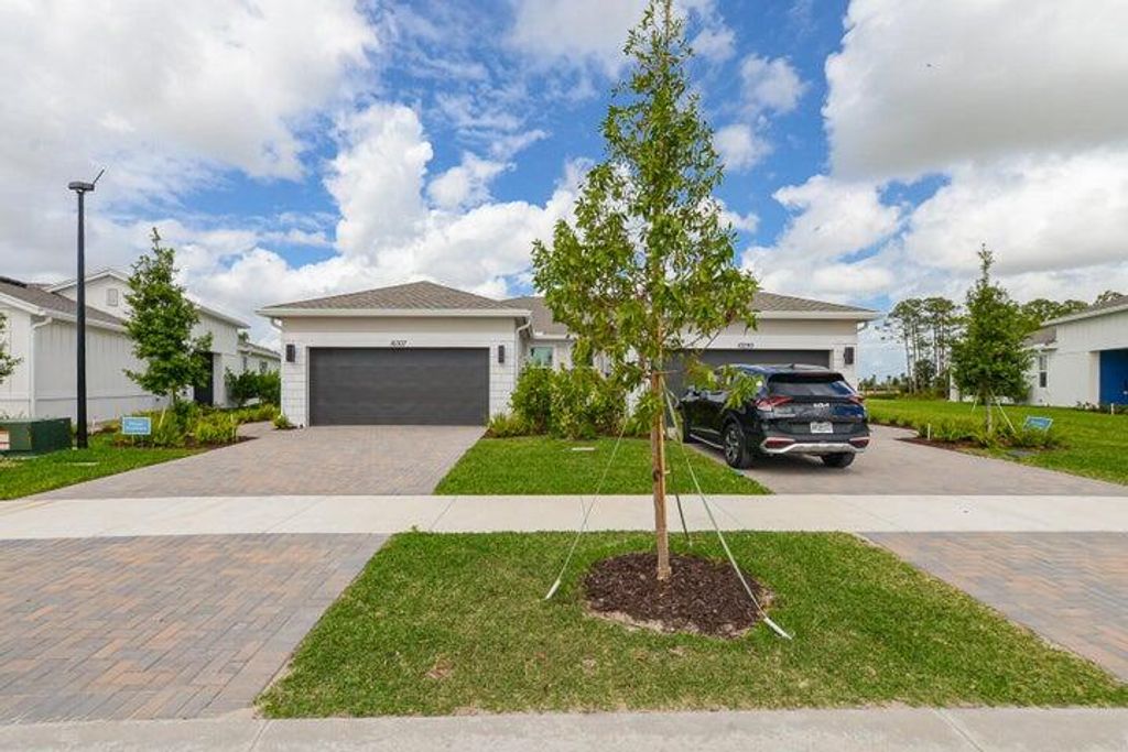 Photo of 10307 Dreamweaver Road, Port Saint Lucie, FL 34987 (MLS # R11104018)