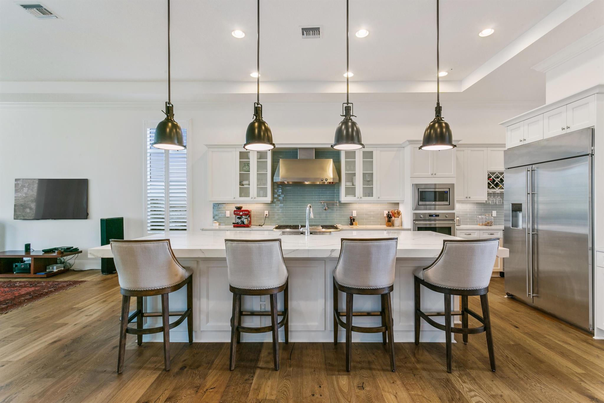 ALTON NEIGHBORHOOD 1 - Residential Lease