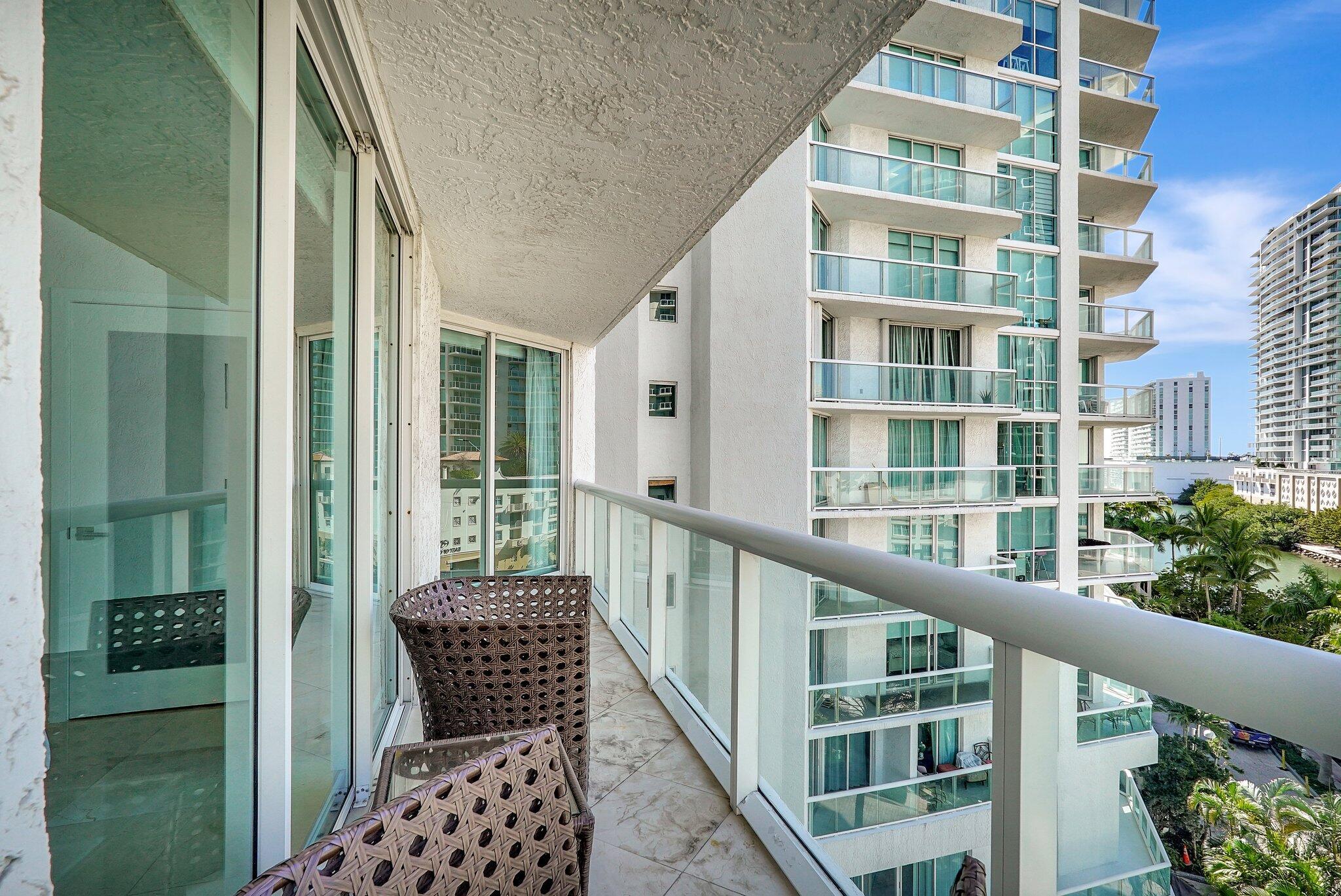 OCEANIA IV CONDO - Residential