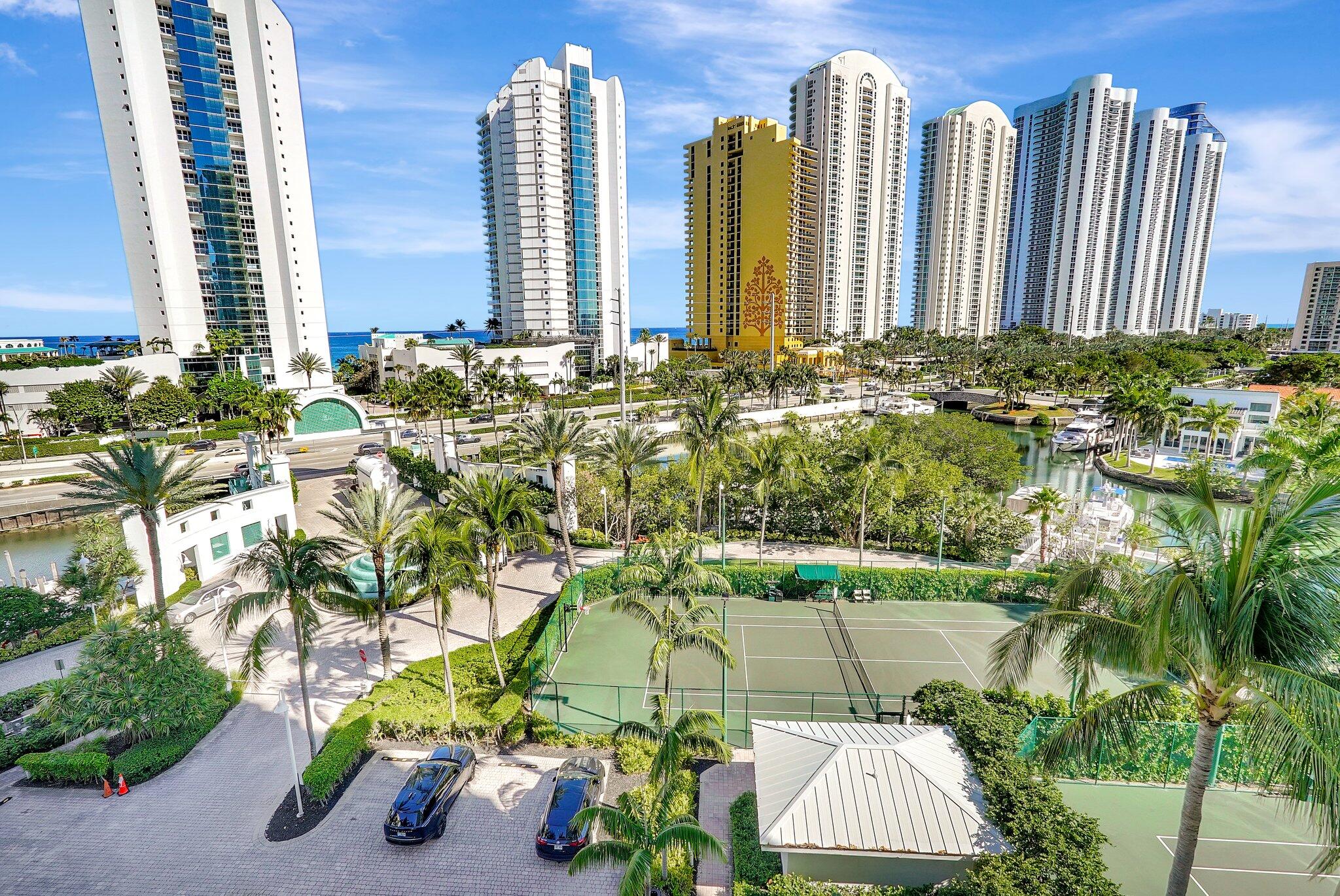 OCEANIA IV CONDO - Residential