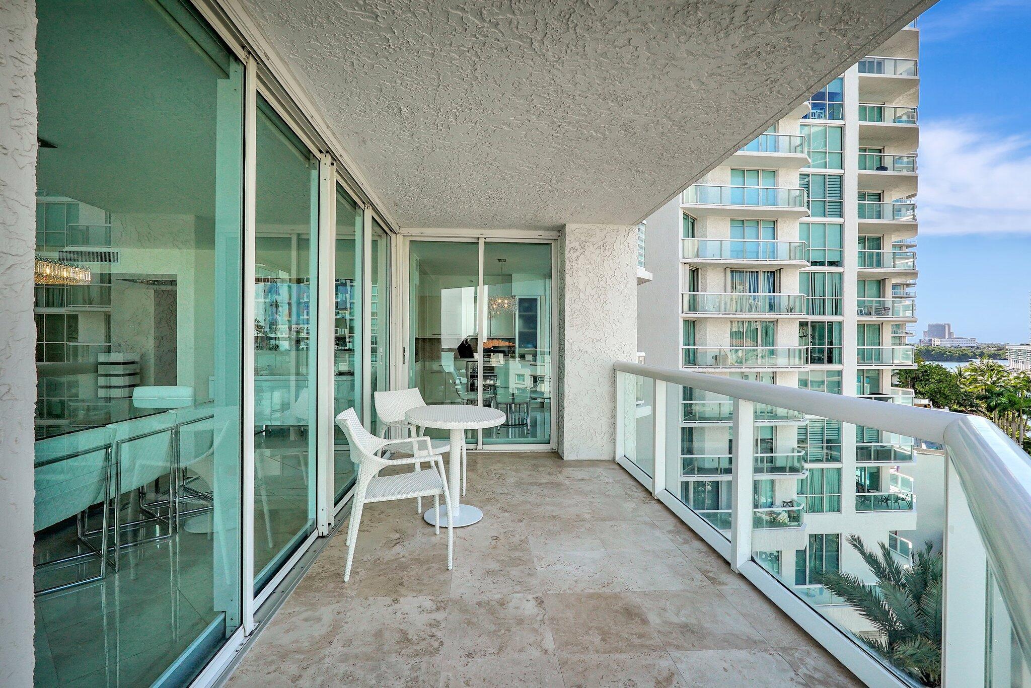 OCEANIA IV CONDO - Residential