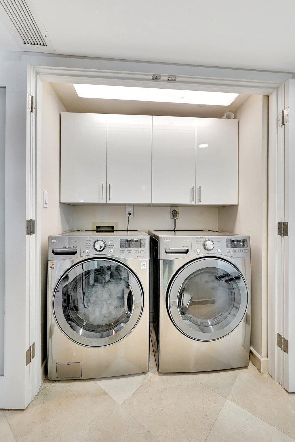 OCEANIA IV CONDO - Residential