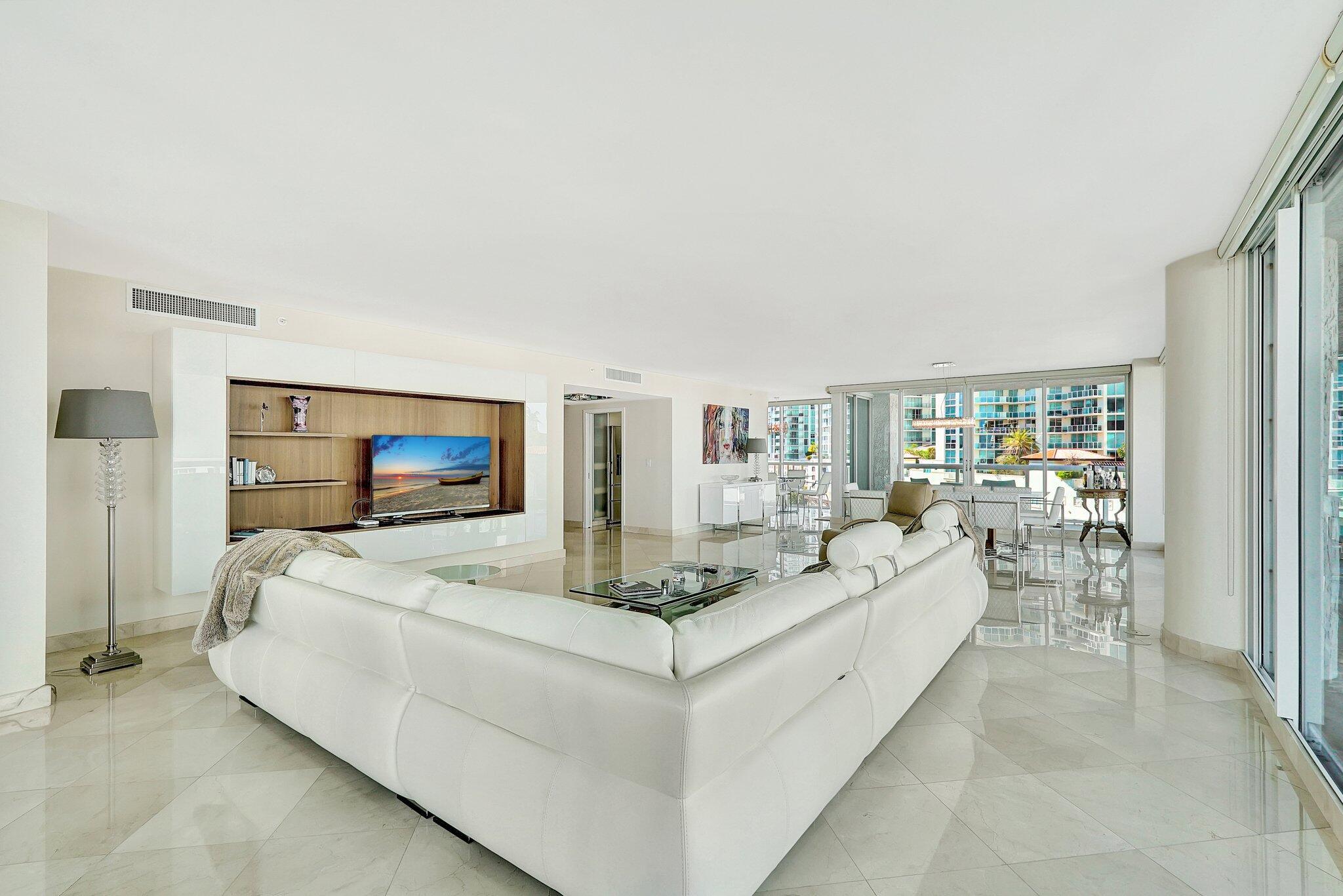 OCEANIA IV CONDO - Residential