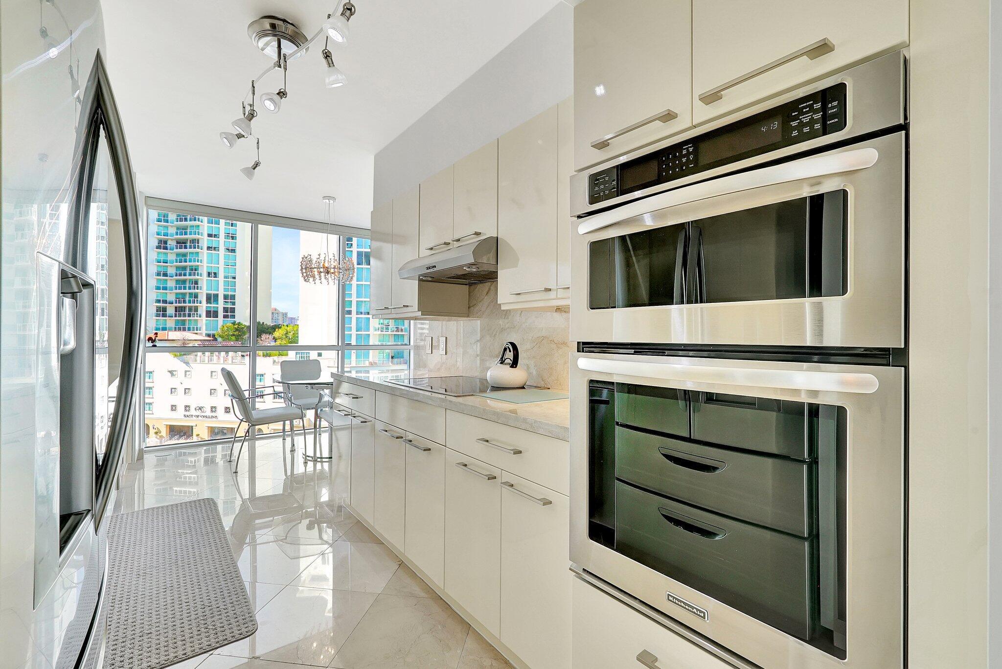 OCEANIA IV CONDO - Residential