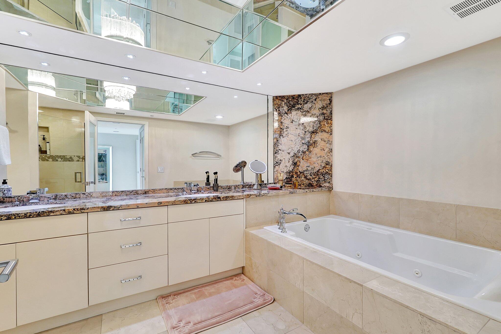 OCEANIA IV CONDO - Residential