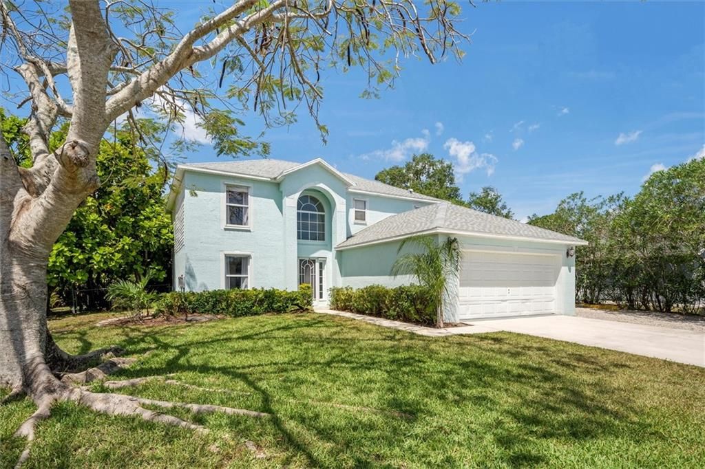 Photo of 3220 SW Hickenlooper St, Port Saint Lucie, FL 34953 (MLS # F10375562)